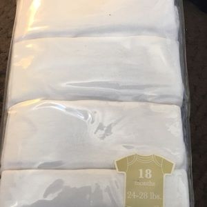 4 brand new gerbers onesies 18 months